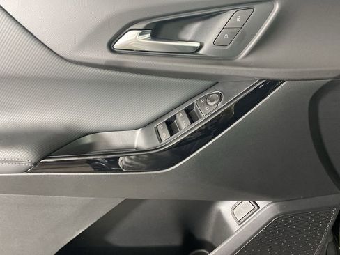 New 2026 Chevrolet Equinox LT w/ Convenience Package II image 22