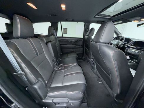 Used 2022 Honda Pilot TrailSport image 17