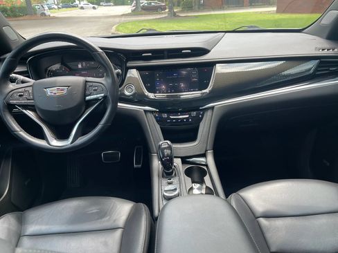 Used 2020 Cadillac XT6 Sport AWD/4WD image 17