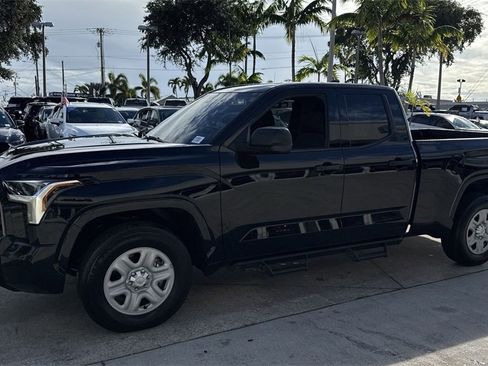 Used 2022 Toyota Tundra SR w/ SR Tow Package image 11