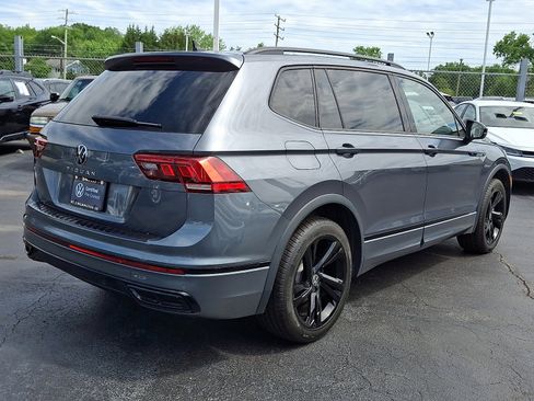 Certified 2023 Volkswagen Tiguan SE R-Line FWD image 6
