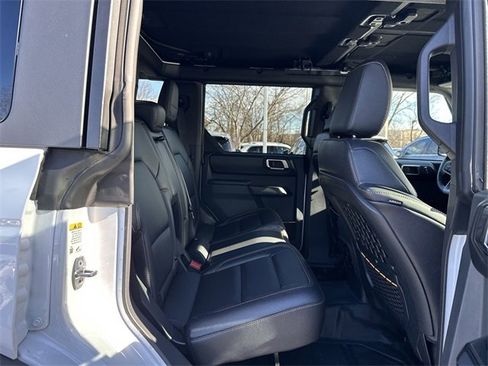 Certified 2024 Ford Bronco Badlands image 37