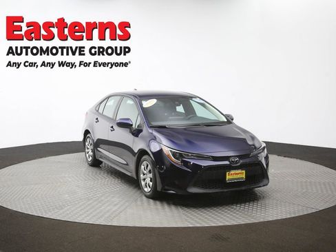 Used 2022 Toyota Corolla LE image 50