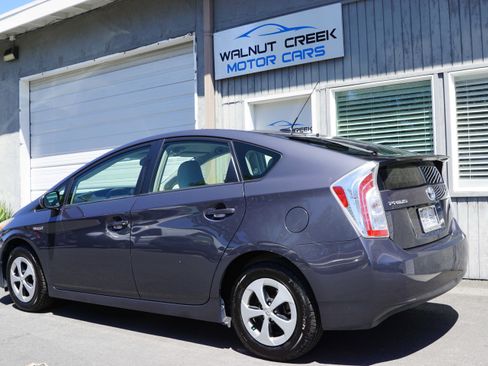 Used 2013 Toyota Prius Three FWD image 17