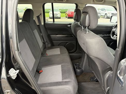 Used 2013 Jeep Patriot Latitude w/ Sun/Sound Group FWD image 36