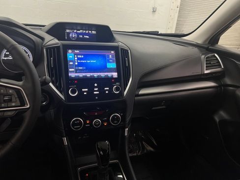 Used 2020 Subaru Forester Limited w/ Popular Package #3 AWD/4WD image 17