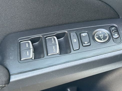 Used 2025 Honda Civic Sport image 12