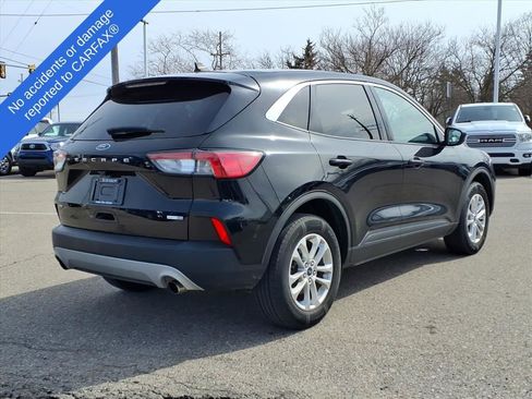Used 2020 Ford Escape SE image 5