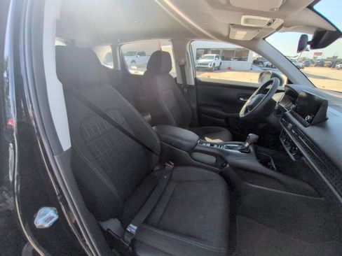 Used 2025 Honda HR-V LX image 30