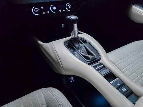 Used 2024 Honda HR-V LX image 30