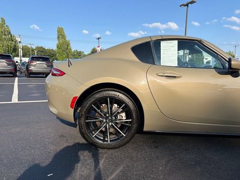 Used 2024 MAZDA MX-5 Miata RF Grand Touring RWD image 4