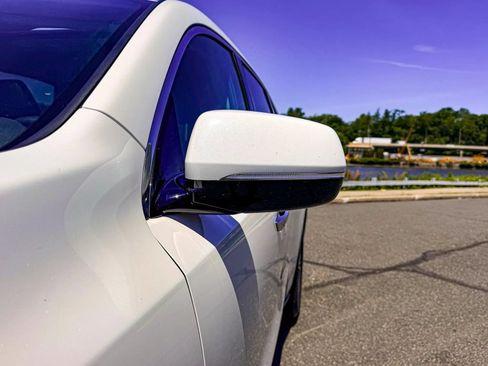 Used 2020 Acura MDX SH-AWD image 41