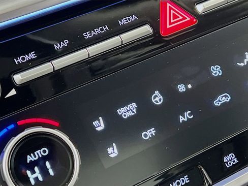 New 2026 Hyundai Santa Fe Limited AWD/4WD image 19