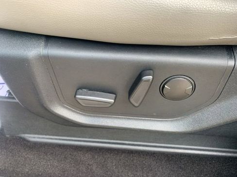 Used 2019 Ford F150 Lariat w/ FX4 Off-Road Package image 25