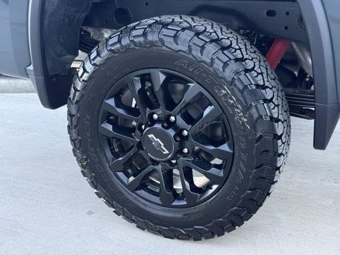 New 2026 Chevrolet Silverado 2500 LT w/ Trail Boss Package image 12