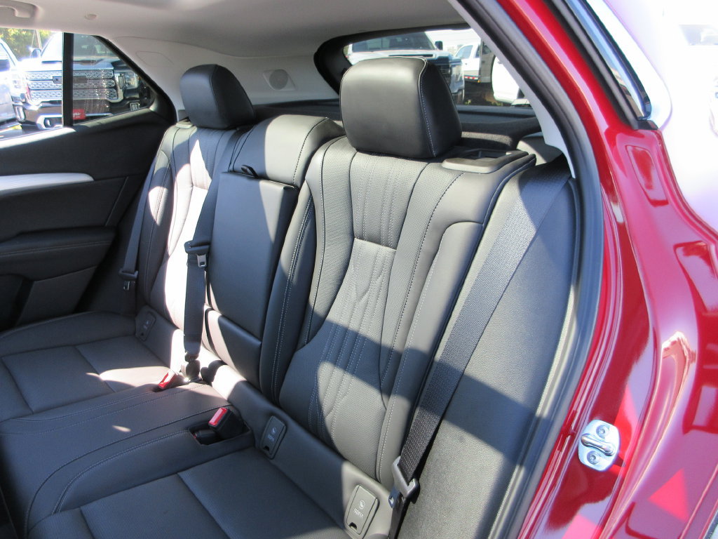 Certified 2025 Buick Envision Avenir AWD/4WD image 23