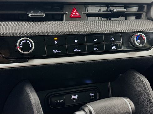 Used 2024 Kia Sportage LX image 22