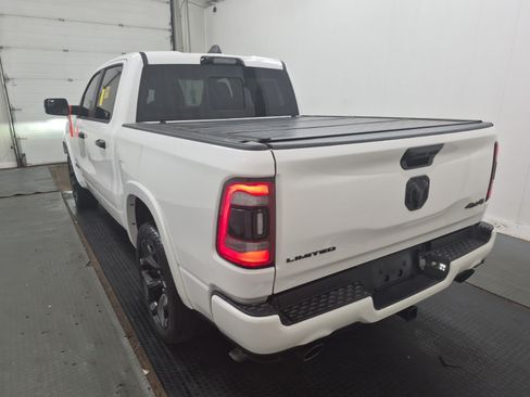 Used 2023 RAM 1500 Limited w/ Body-Colour Bumper Group AWD/4WD image 12