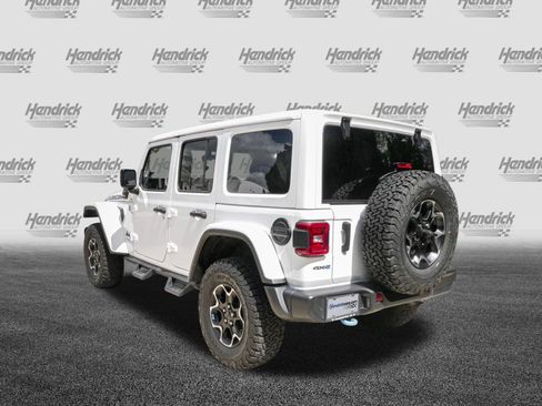 Used 2022 Jeep Wrangler Unlimited Rubicon 4xe w/ Cold Weather Group AWD/4WD image 8