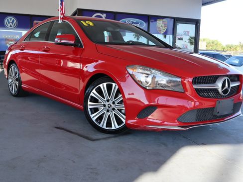 Used 2019 Mercedes-Benz CLA 250 image 3