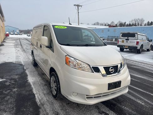Used 2019 Nissan NV200 SV w/ Navigation Package image 4