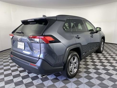 Used 2025 Toyota RAV4 XLE w/ Convenience Package AWD/4WD image 9