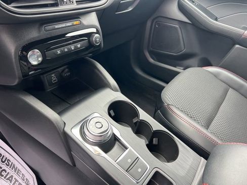 Certified 2024 Ford Escape ST-Line w/ Tech Pack #1 image 14