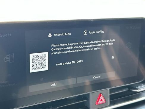 Used 2025 Kia Carnival FWD image 26