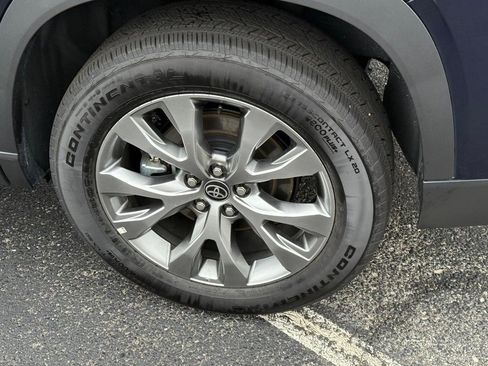 Certified 2025 Toyota Grand Highlander AWD image 10