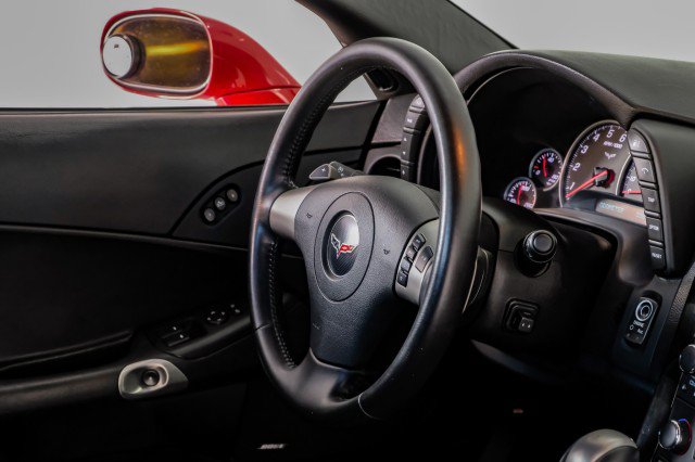 Used 2008 Chevrolet Corvette Convertible w/ Preferred Equipment Group RWD image 16
