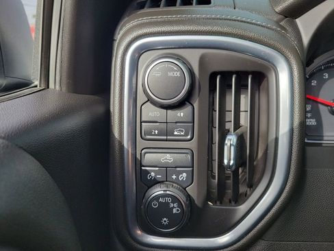 Used 2022 Chevrolet Silverado 1500 LT image 9