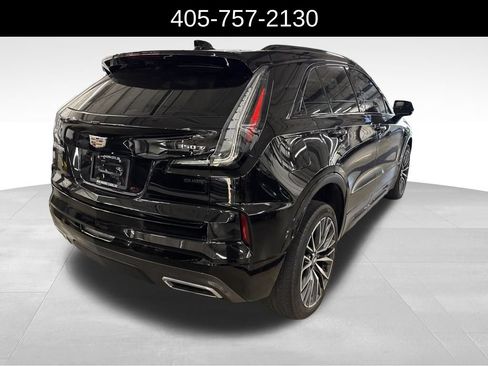 Used 2024 Cadillac XT4 Sport FWD image 3