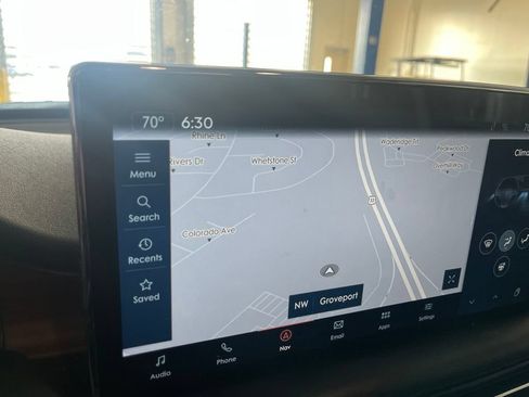 Used 2021 Lincoln Nautilus Reserve AWD/4WD image 6
