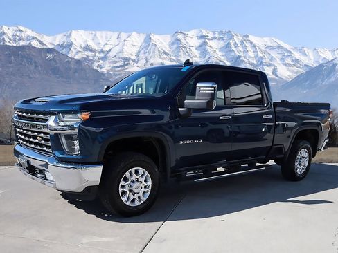 Used 2020 Chevrolet Silverado 3500 LTZ w/ LTZ Convenience Package image 2