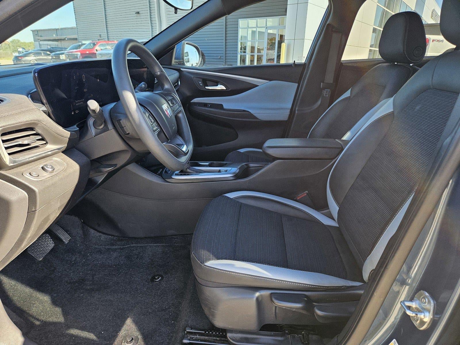 Used 2024 Buick Envista Preferred w/ Convenience II Package FWD image 15