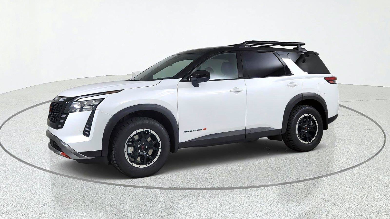 Used 2026 Nissan Pathfinder Rock Creek AWD/4WD image 3