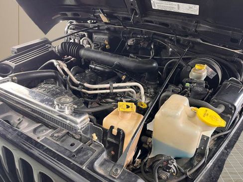 Used 2002 Jeep Wrangler Sport image 12