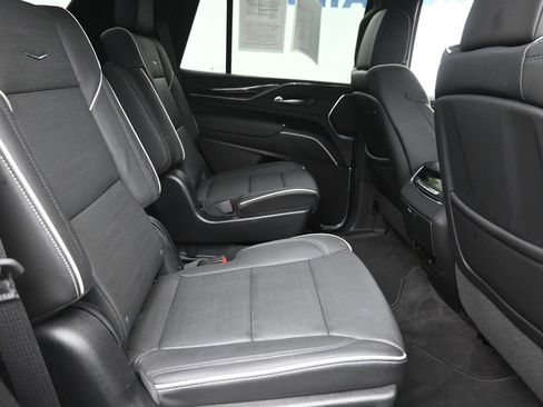 Certified 2023 Cadillac Escalade Premium Luxury w/ Performance Package AWD/4WD image 10