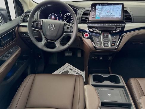New 2026 Honda Odyssey Touring image 33