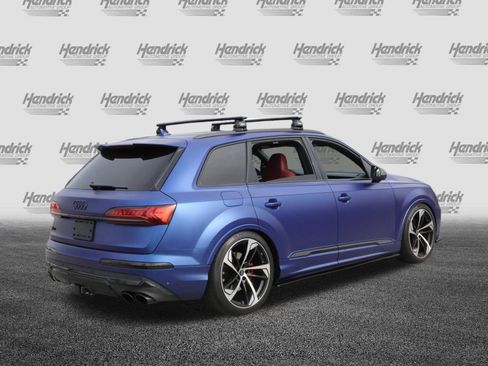 Used 2023 Audi SQ7 Prestige image 9