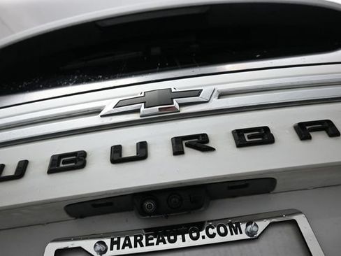 Used 2023 Chevrolet Suburban High Country AWD/4WD image 28