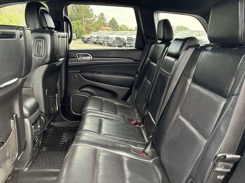 Used 2018 Jeep Grand Cherokee Overland AWD/4WD image 25