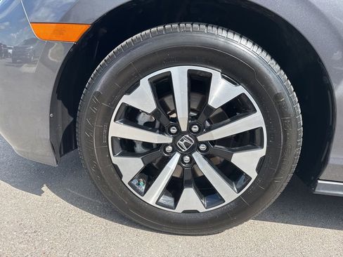 Used 2025 Honda Odyssey EX-L image 28