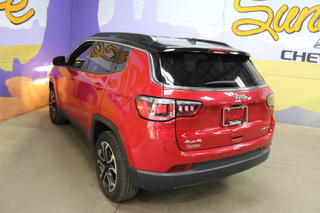 Used 2024 Jeep Compass Limited AWD/4WD image 6