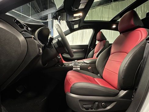 Used 2025 INFINITI QX50 Sport w/ Cargo Package image 18