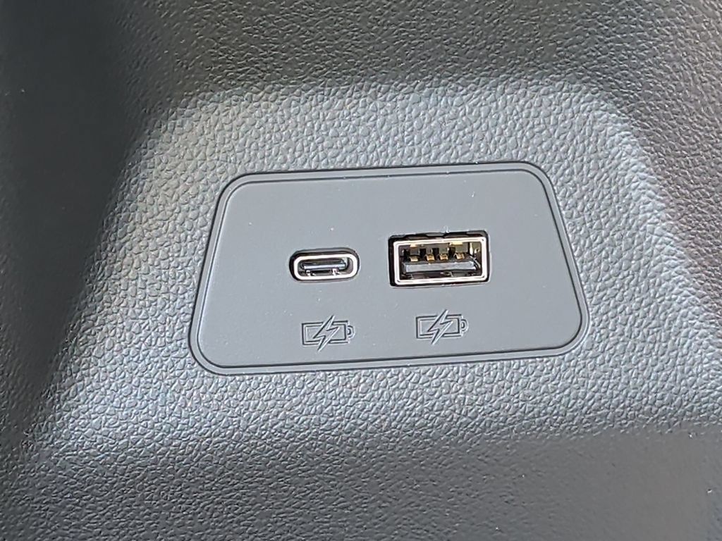New 2026 Buick Envision Sport Touring AWD/4WD image 37