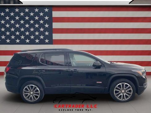Used 2017 GMC Acadia SLT AWD/4WD image 4