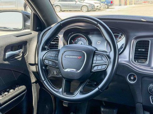 Used 2023 Dodge Charger SXT RWD image 15
