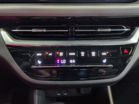 Used 2024 Buick Envista Avenir FWD image 18