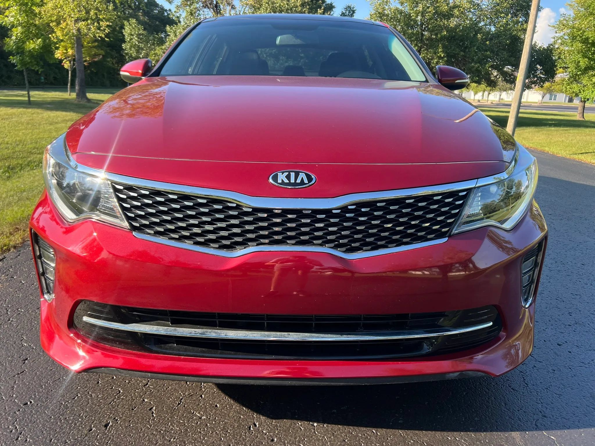 Used 2018 Kia Optima S w/ Panoramic Sunroof Package FWD image 2